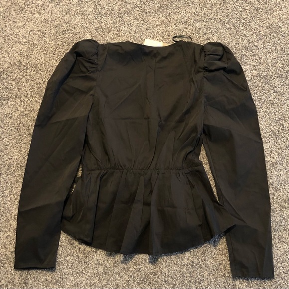 Forever 21 Blouse V-Neck Front Bow Size S NWT - Picture 2 of 6